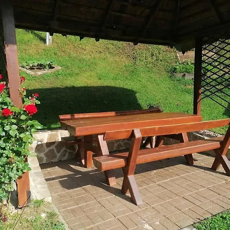 Beautiful House In Idyllic Location Apartment